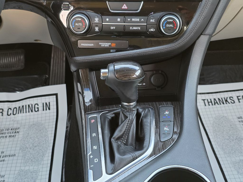 2015 Kia Optima Image 17