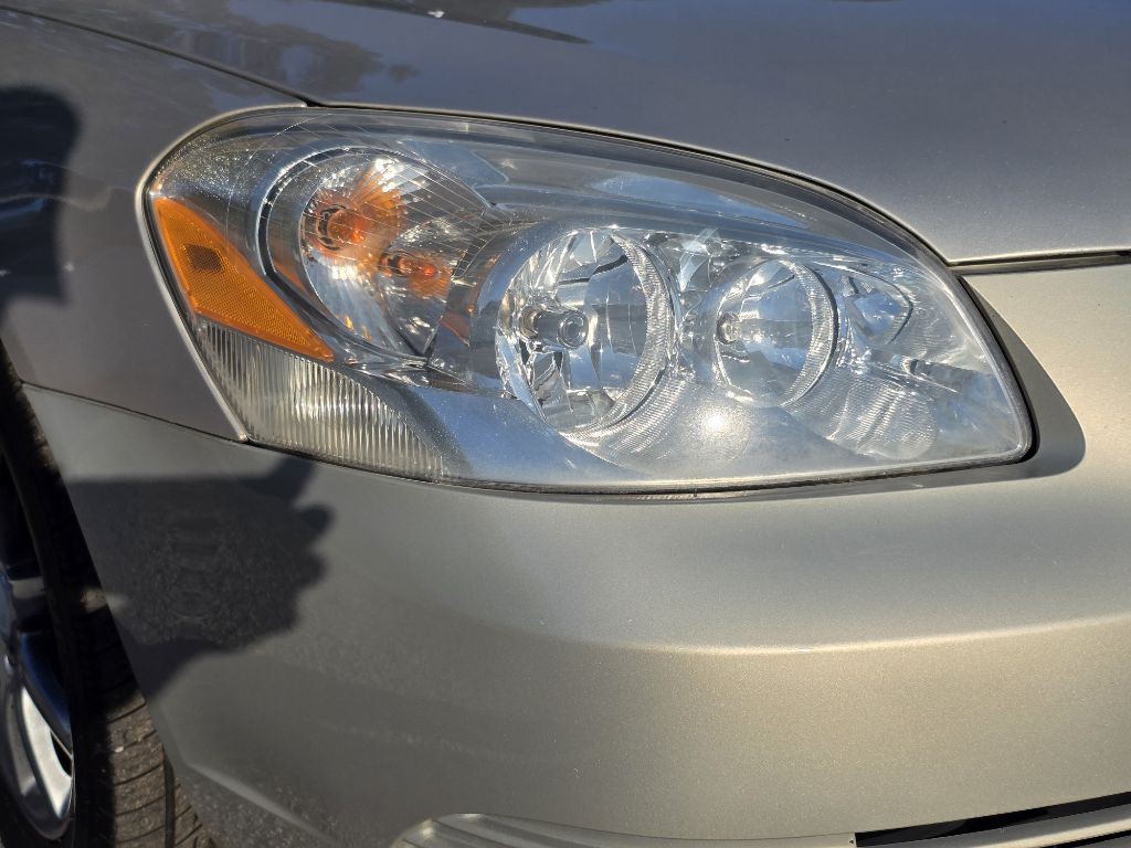 2007 Buick Lucerne Image 9
