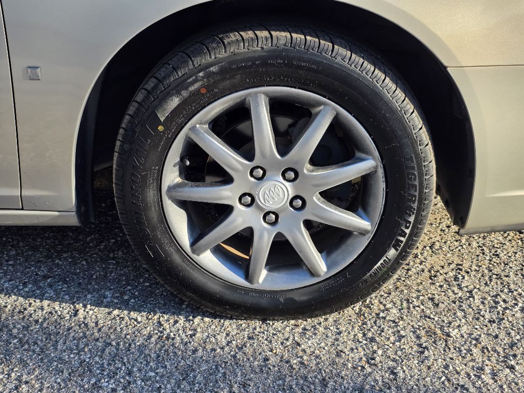 2007 Buick Lucerne Image 10