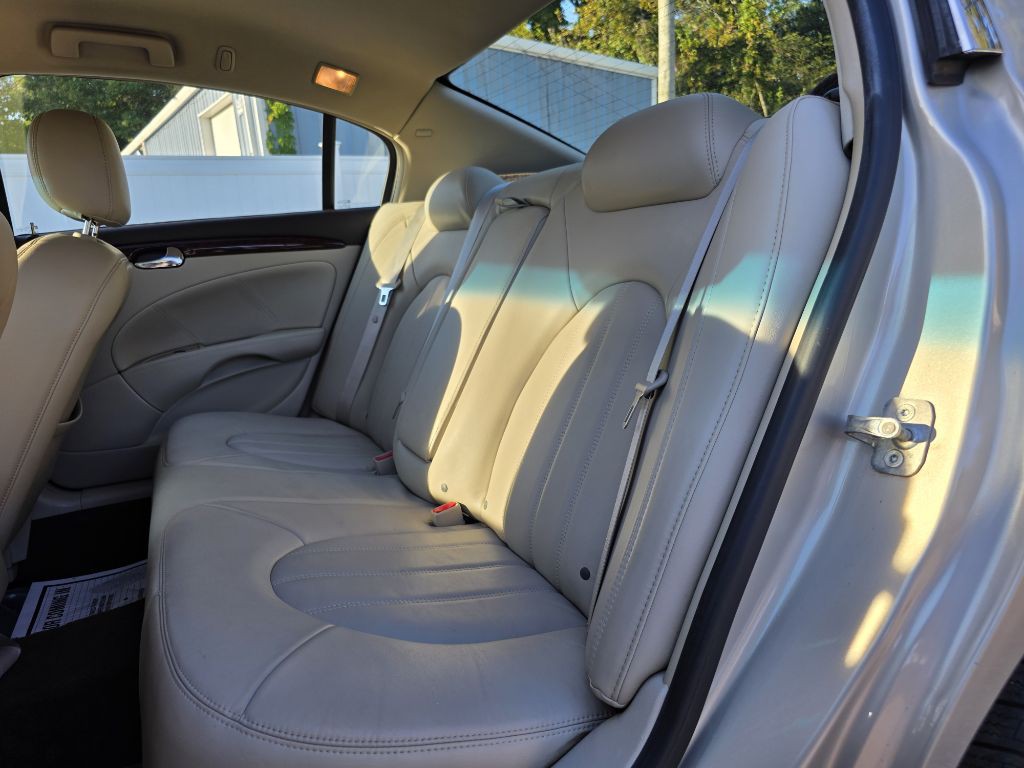 2007 Buick Lucerne Image 12