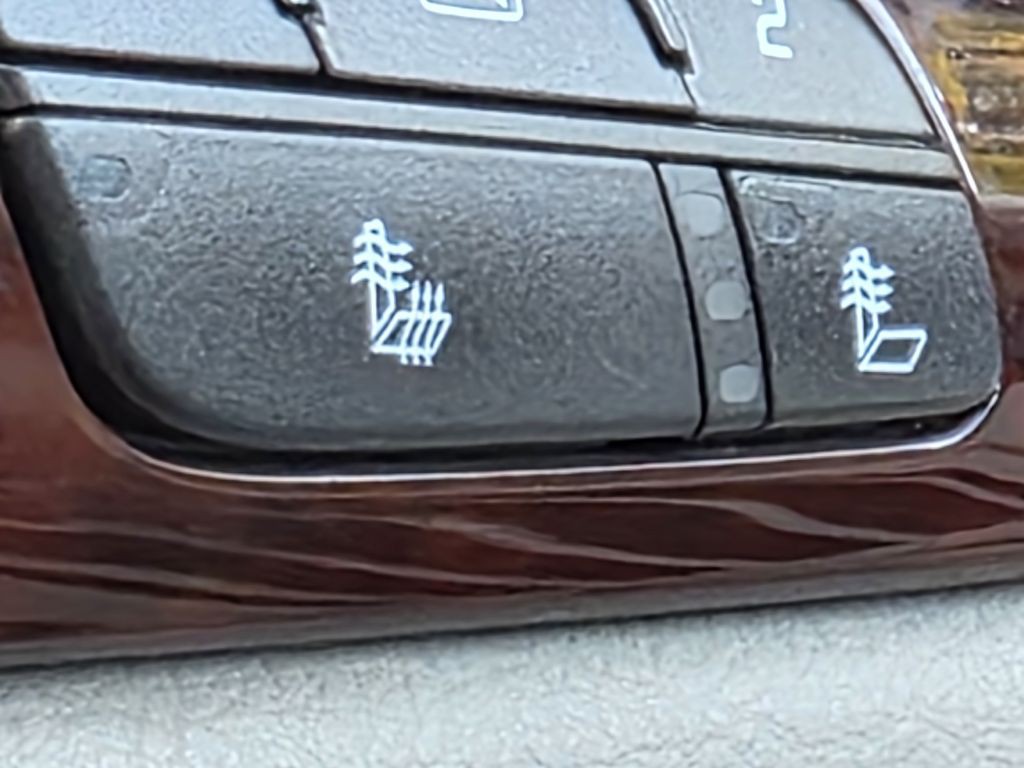 2007 Buick Lucerne Image 18