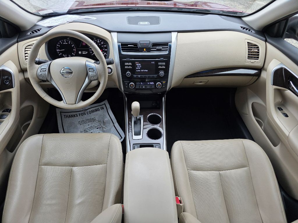 2015 Nissan Altima Image 14