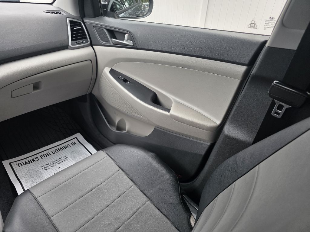 2018 Hyundai Tucson Image 16