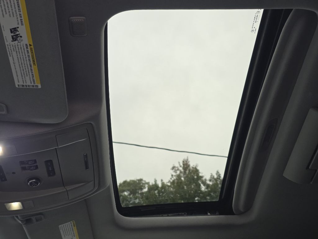 2015 Chevrolet Tahoe Image 23