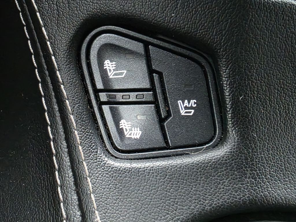 2015 Chevrolet Tahoe Image 25