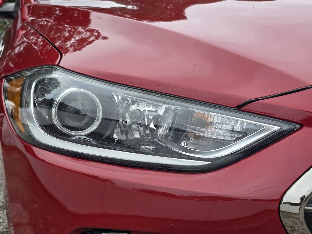 2017 Hyundai Elantra Image 7
