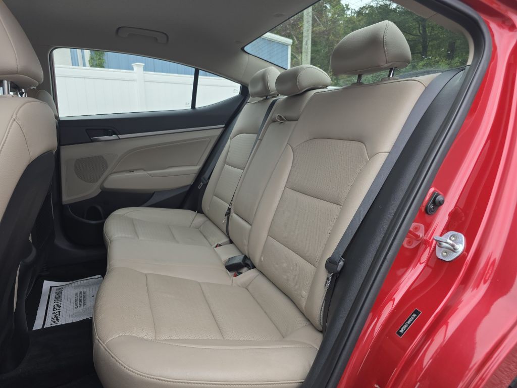 2017 Hyundai Elantra Image 14