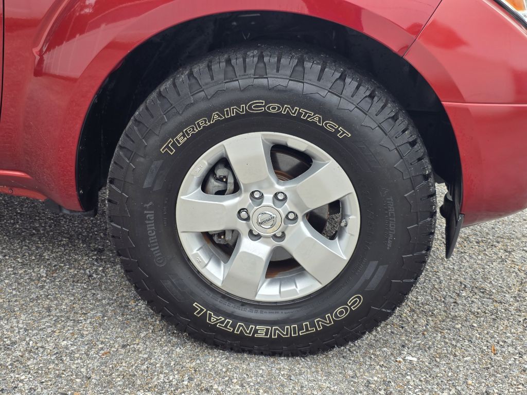 2013 Nissan Frontier Image 10