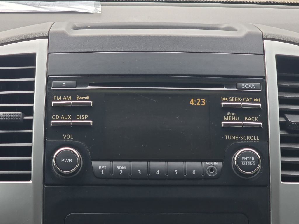 2013 Nissan Frontier Image 15
