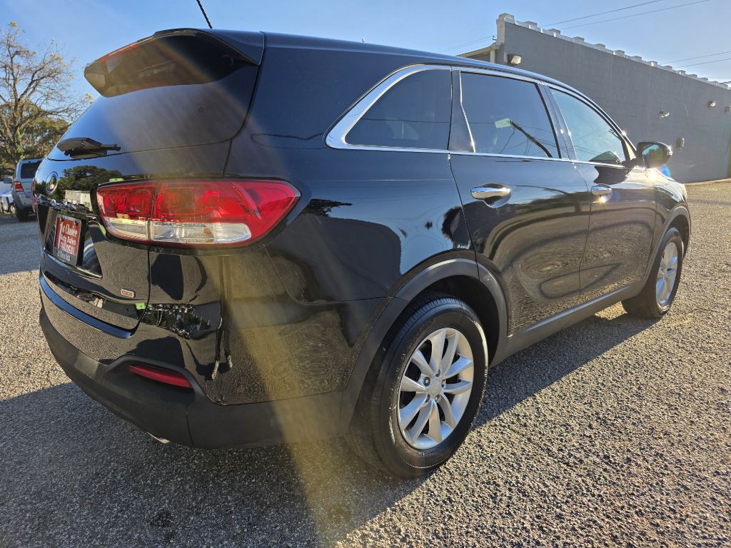 2018 Kia Sorento Image 4