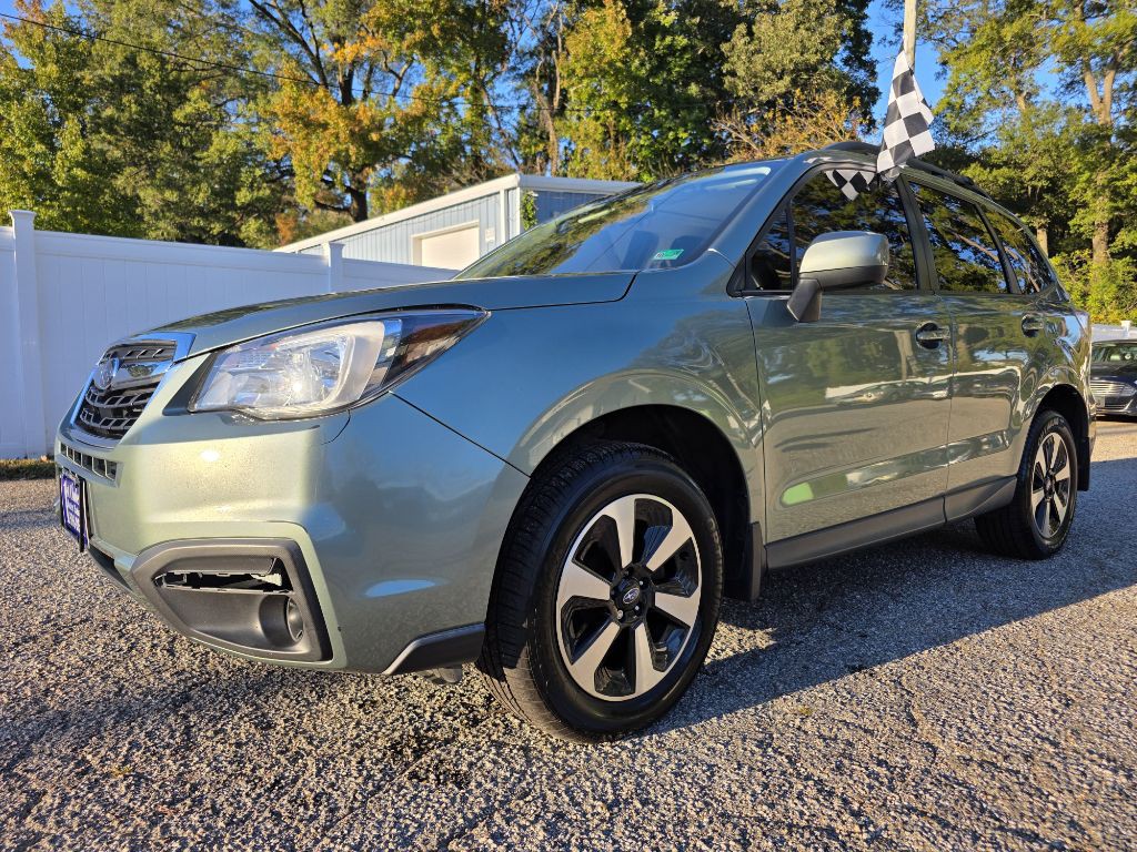 2018 Subaru Forester Image 1