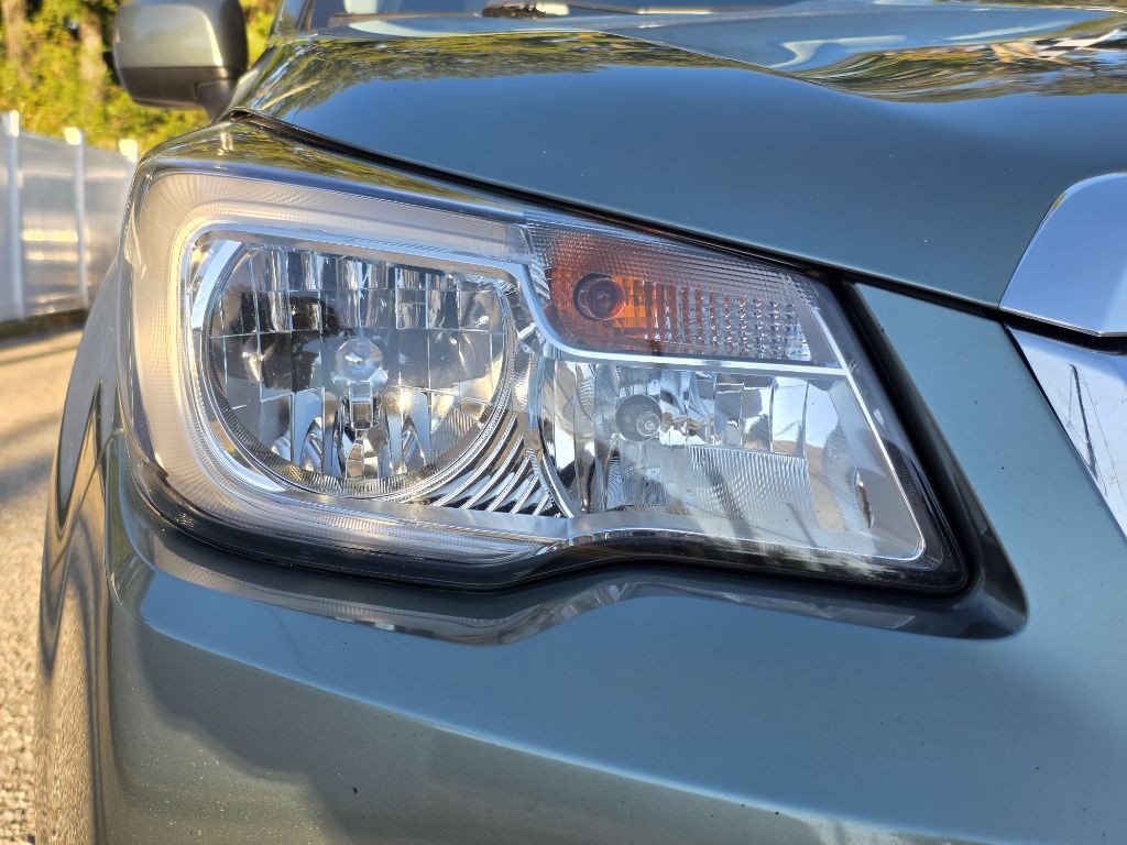 2018 Subaru Forester Image 9
