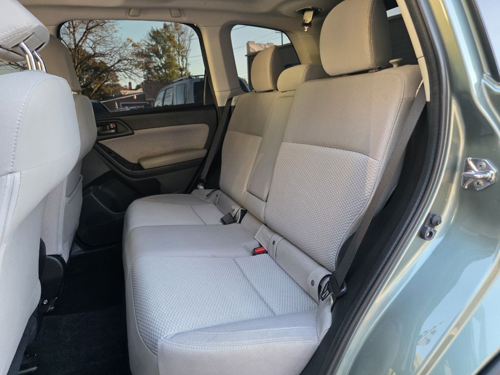 2018 Subaru Forester Image 13