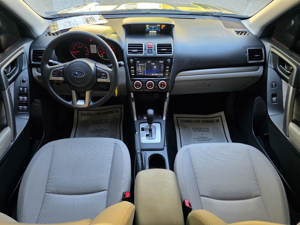 2018 Subaru Forester Image 16