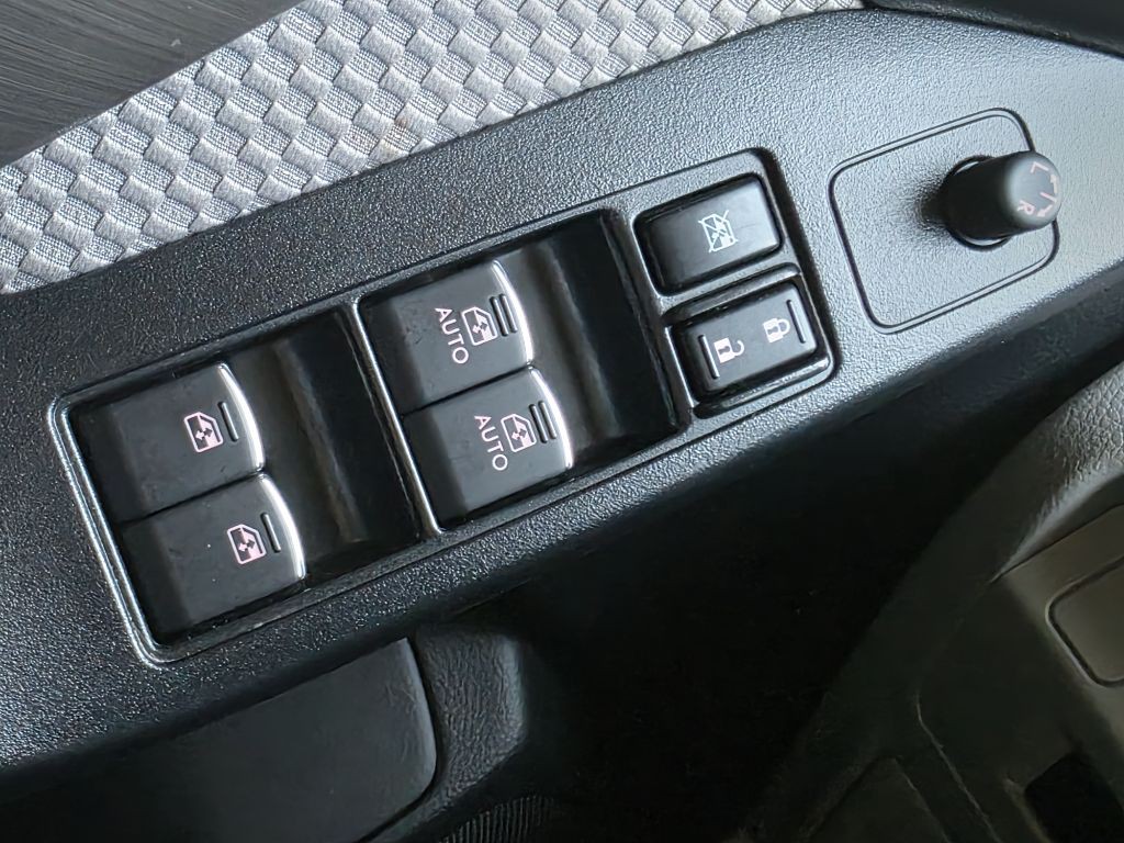 2018 Subaru Forester Image 23