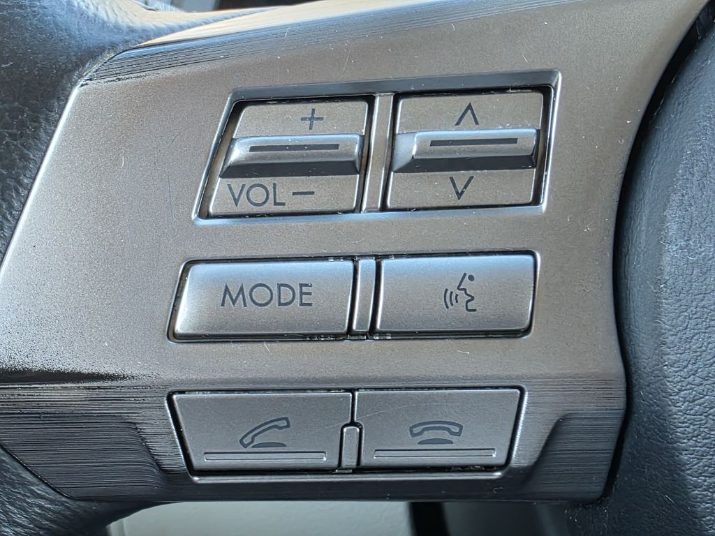 2011 Subaru Outback Image 25