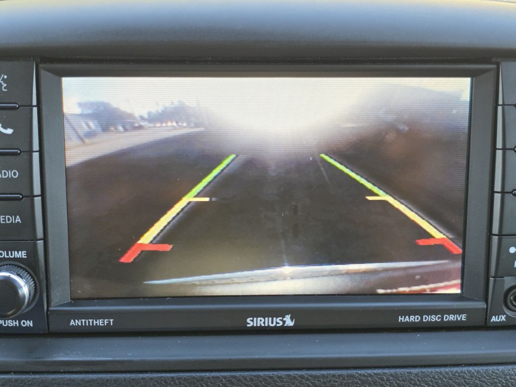 2014 Chrysler Town & Country Image 22