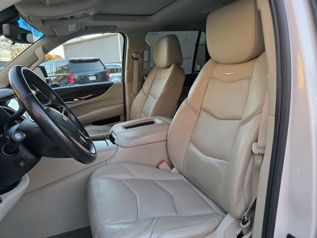 2018 Cadillac Escalade Image 22