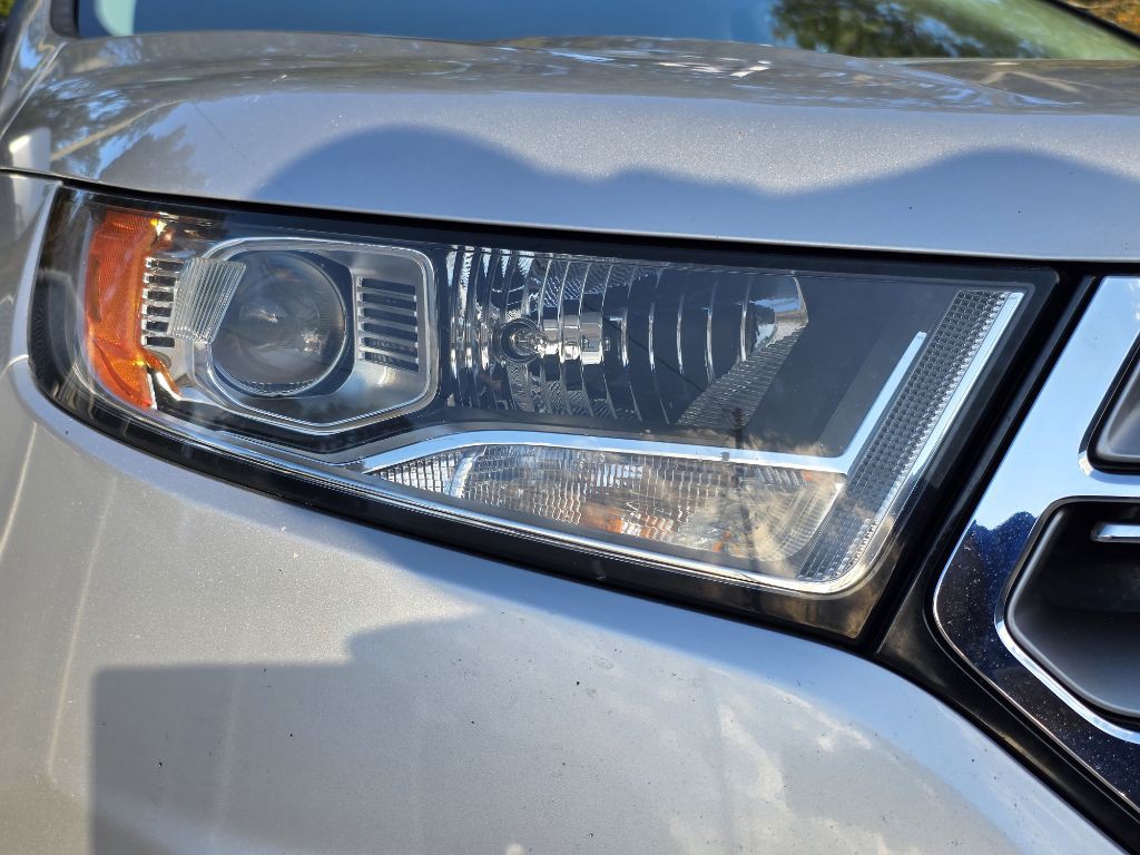 2017 Ford Edge Image 9