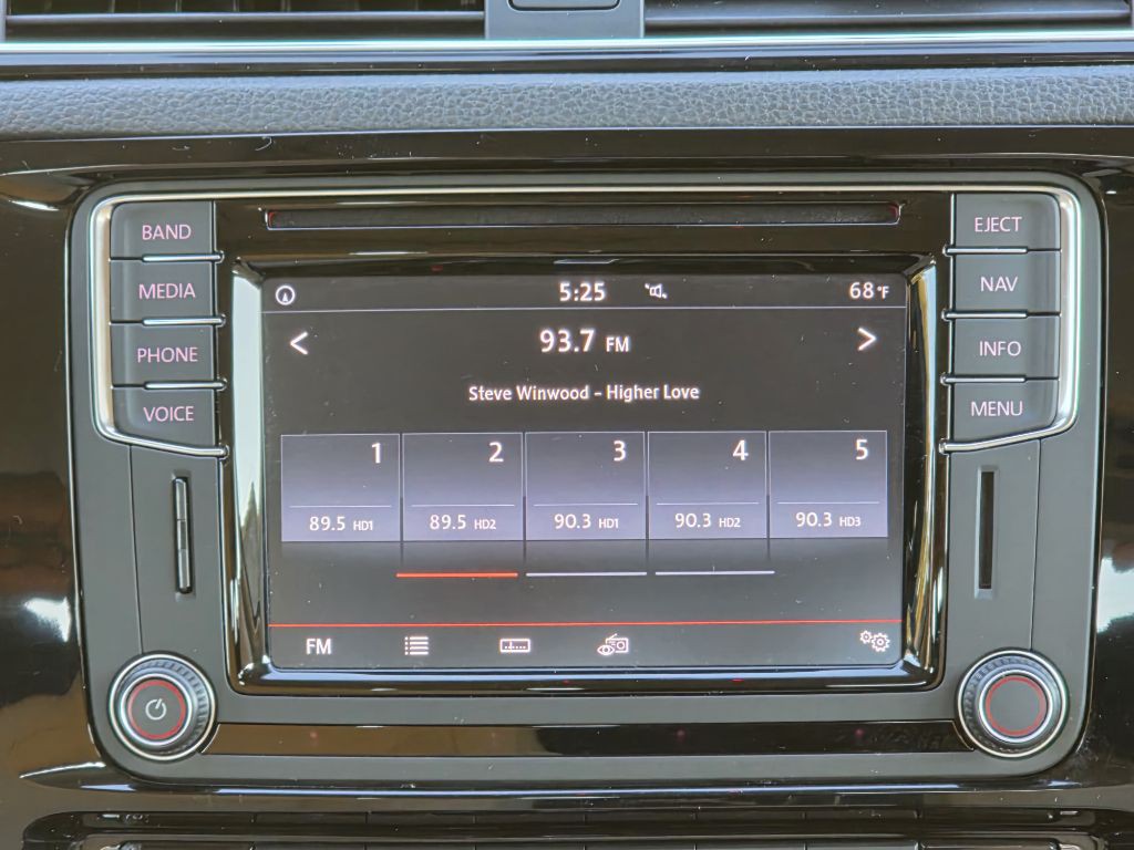 2017 Volkswagen Jetta Image 16