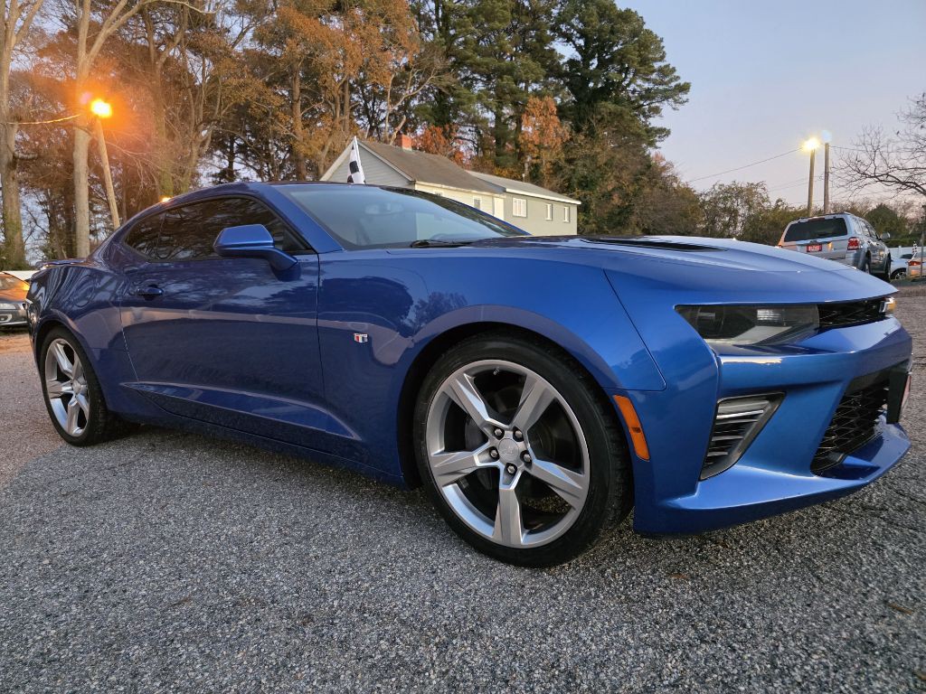 2017 Chevrolet Camaro Image 3