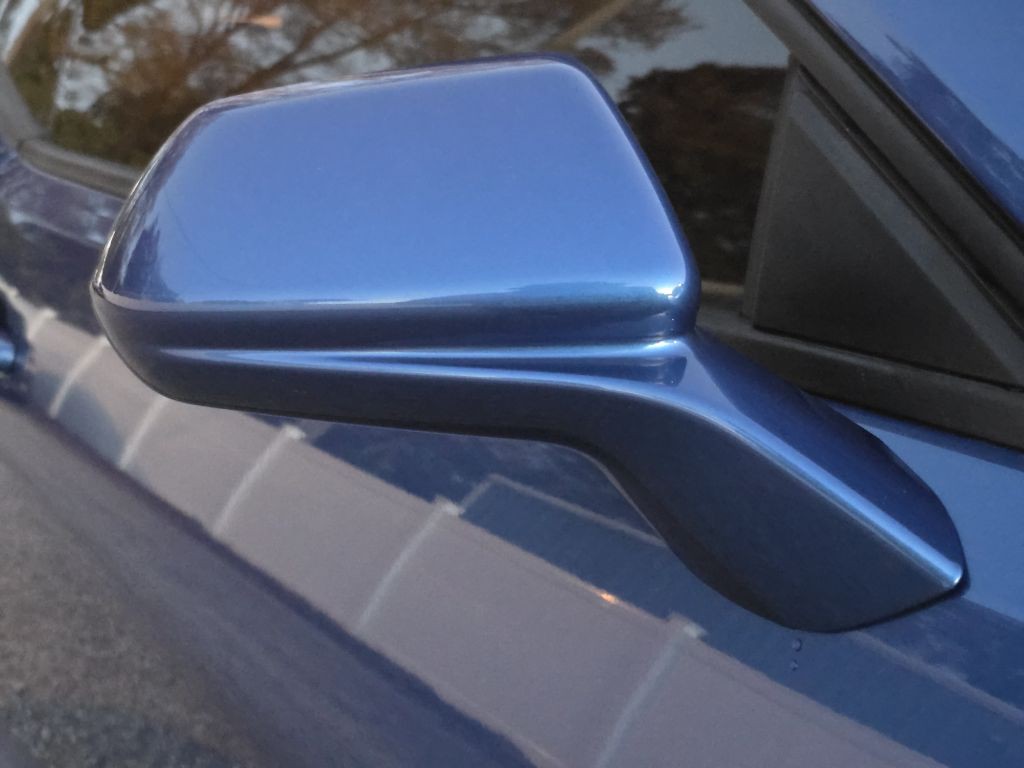 2017 Chevrolet Camaro Image 11