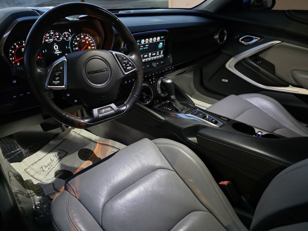 2017 Chevrolet Camaro Image 16