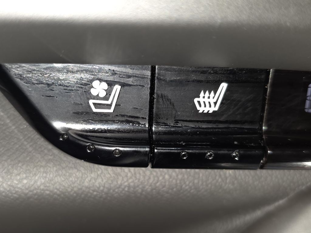 2017 Chevrolet Camaro Image 23