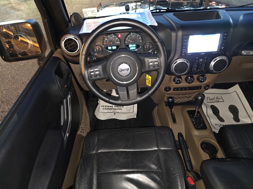 2012 Jeep Wrangler Unlimited Image 14
