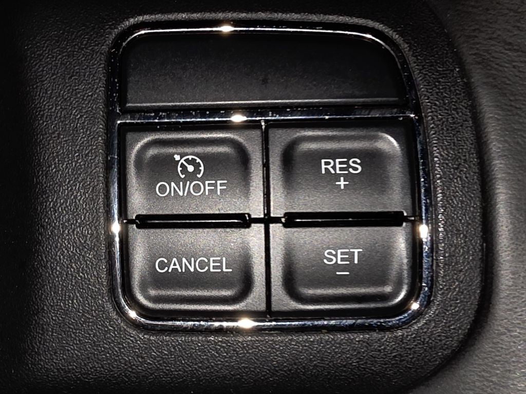 2012 Jeep Wrangler Unlimited Image 19