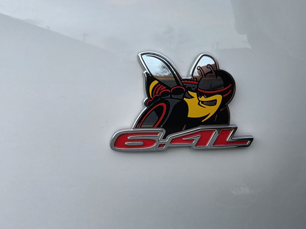 2015 Dodge Challenger Image 9