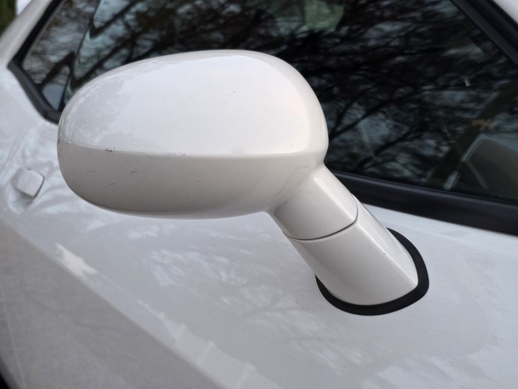 2015 Dodge Challenger Image 12