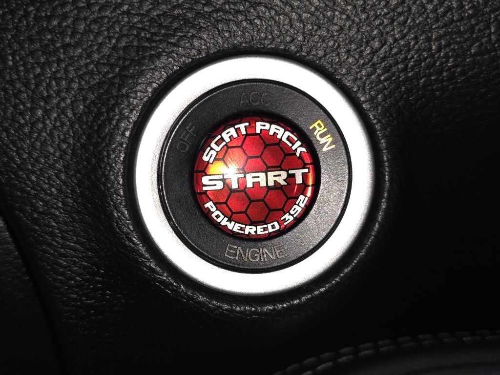 2015 Dodge Challenger Image 23