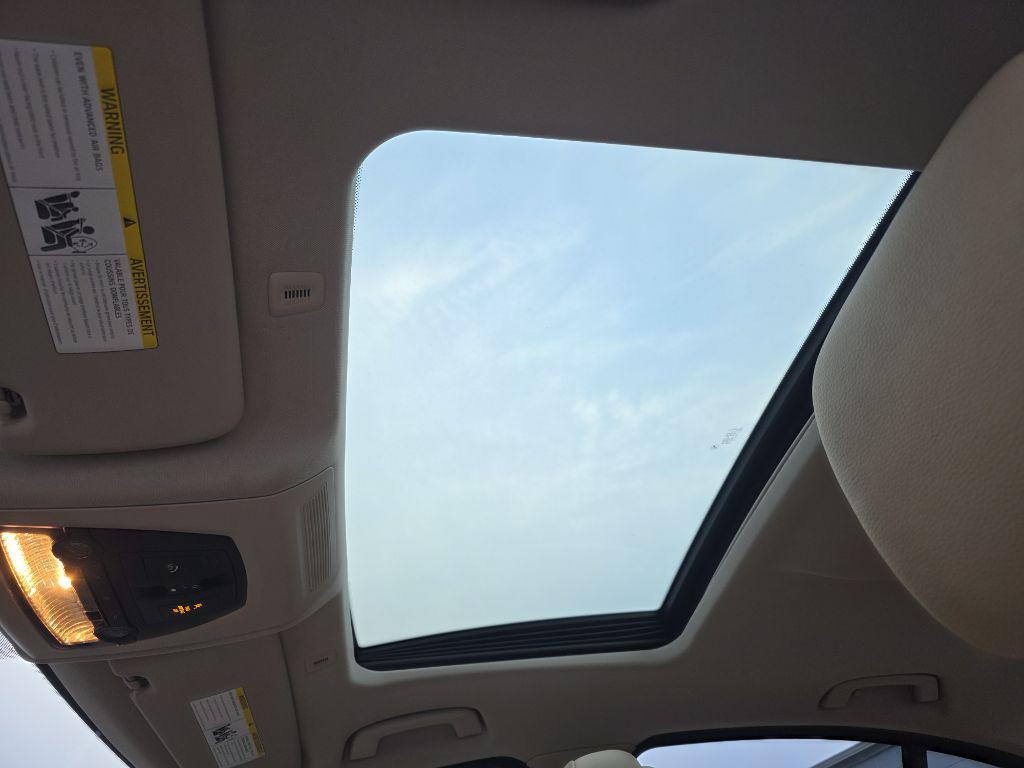 2013 BMW 5 Series Image 22