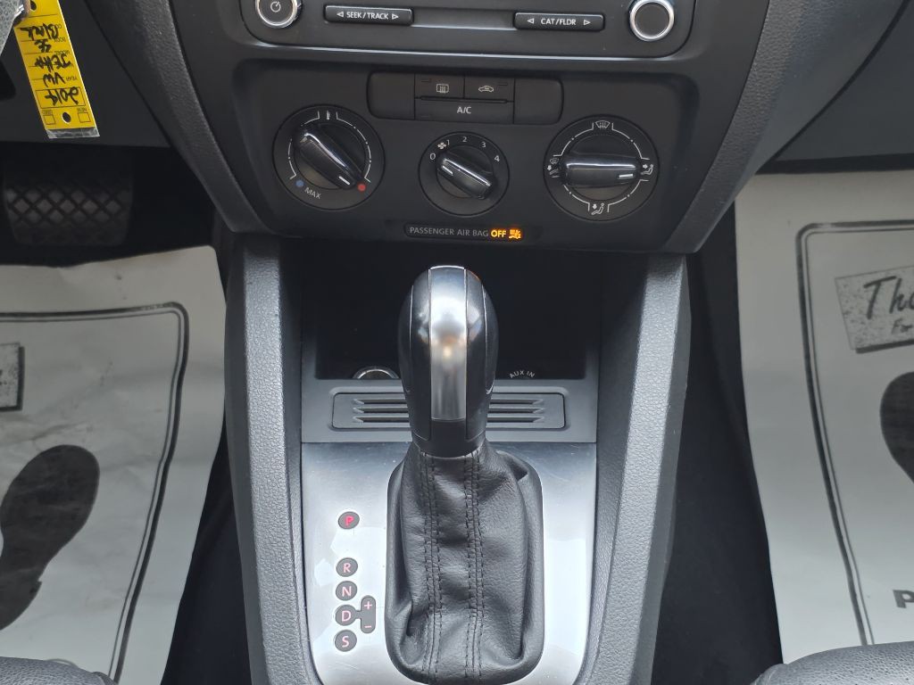 2014 Volkswagen Jetta Image 17