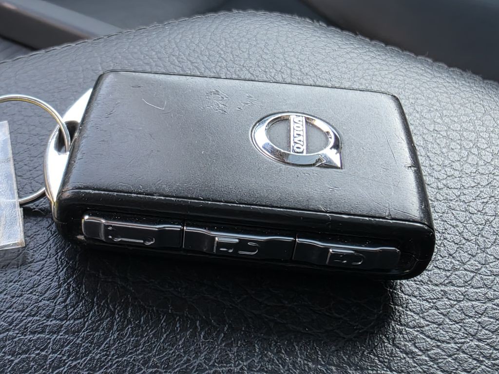 2018 Volvo XC60 Image 27