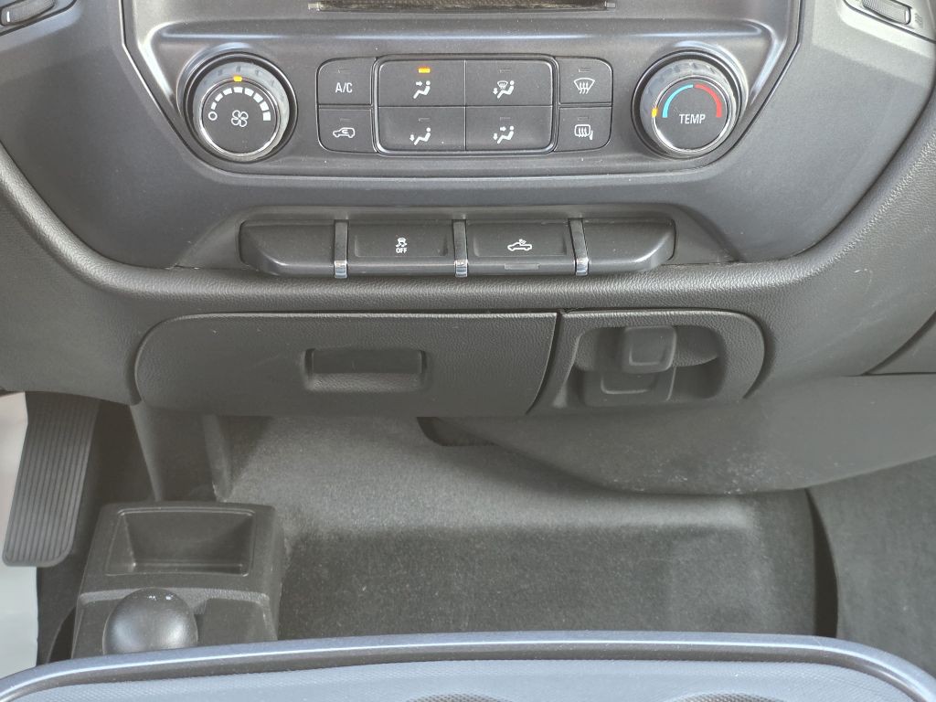 2015 Chevrolet Silverado 1500 Image 17