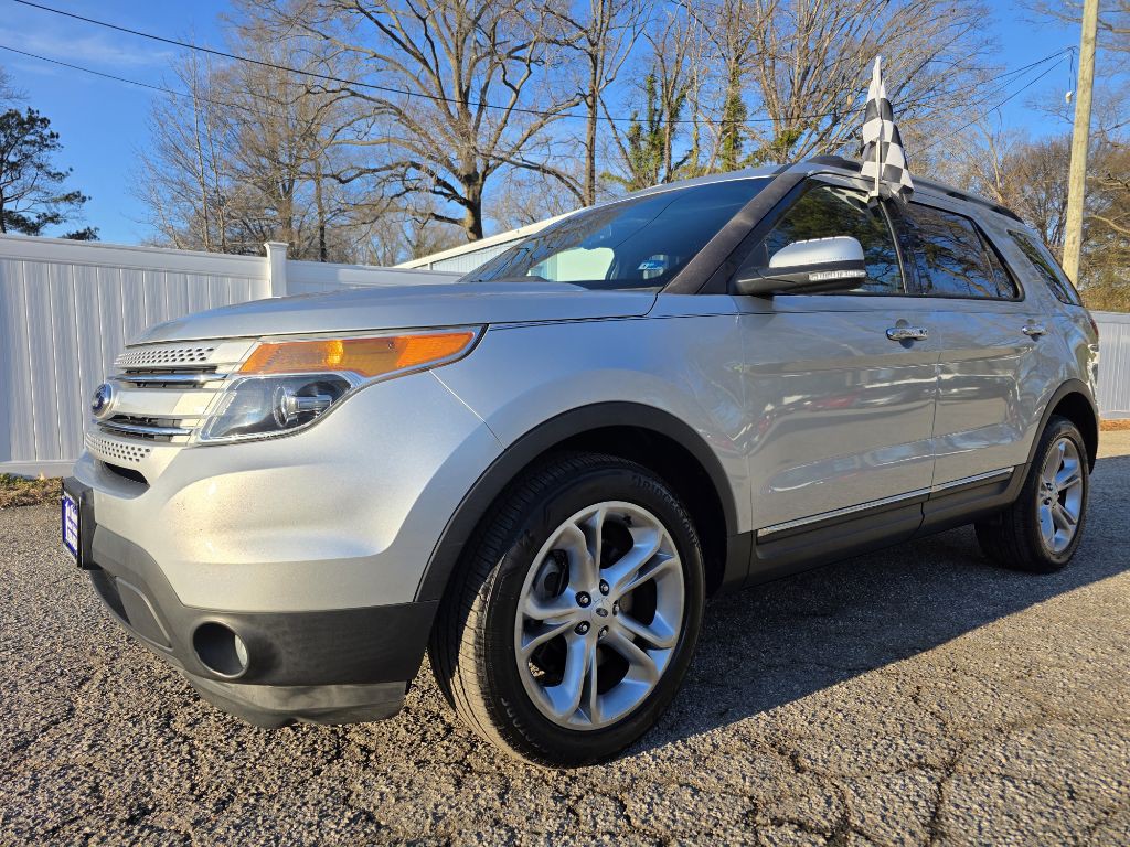 2014 Ford Explorer Image 1
