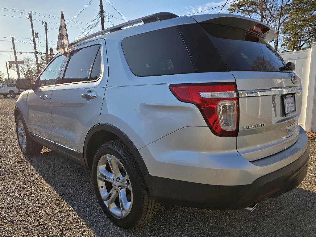 2014 Ford Explorer Image 8