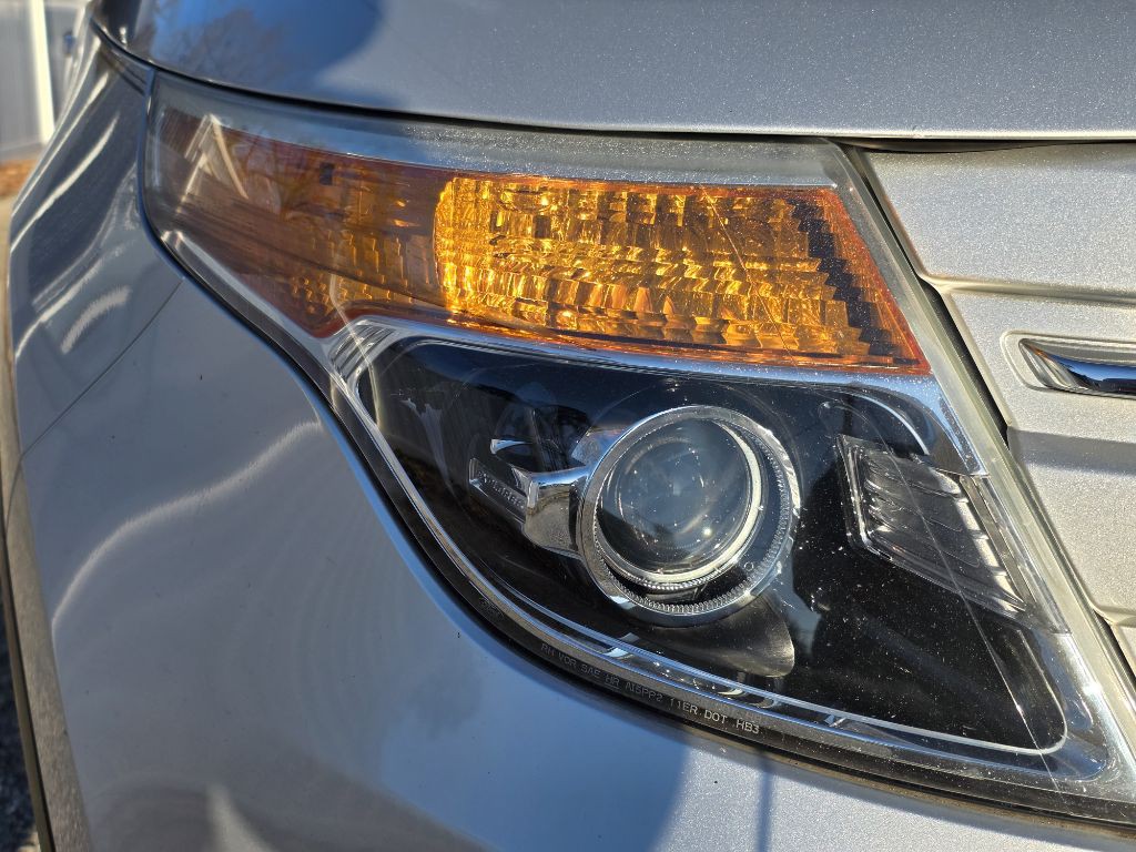 2014 Ford Explorer Image 9