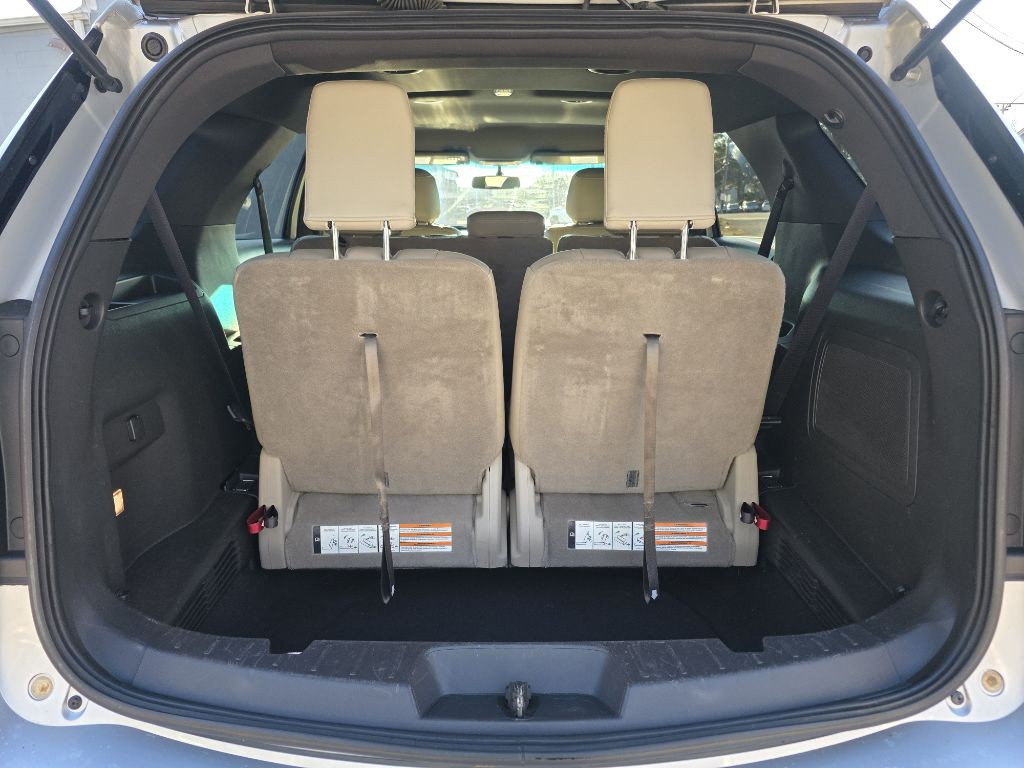 2014 Ford Explorer Image 12
