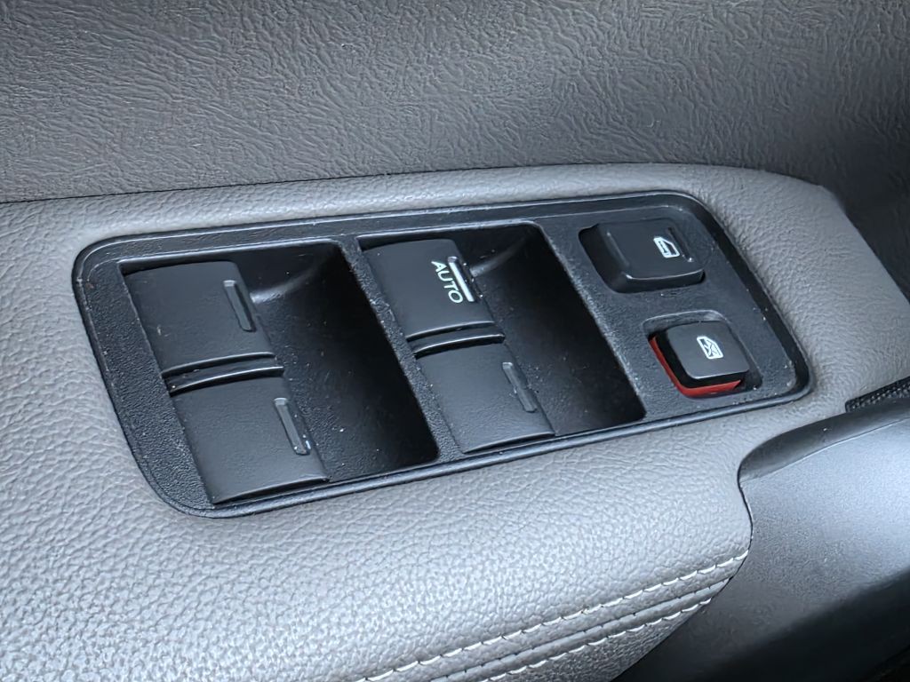 2011 Honda CR-V Image 23