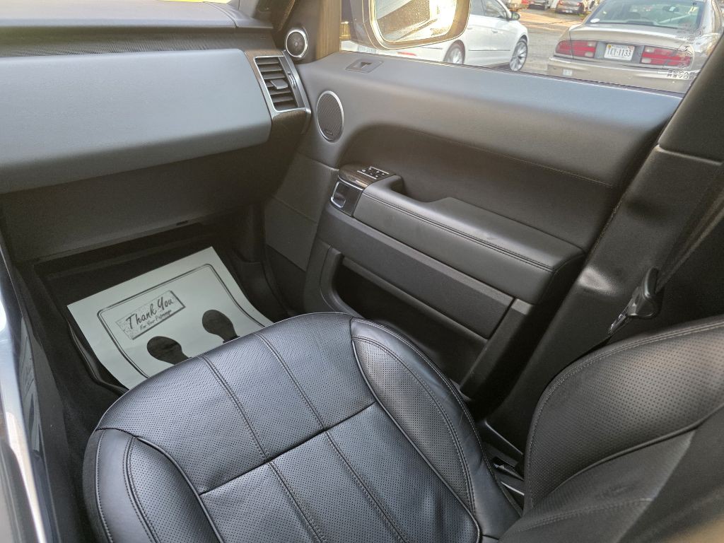 2015 Land Rover Range Rover Sport Image 16