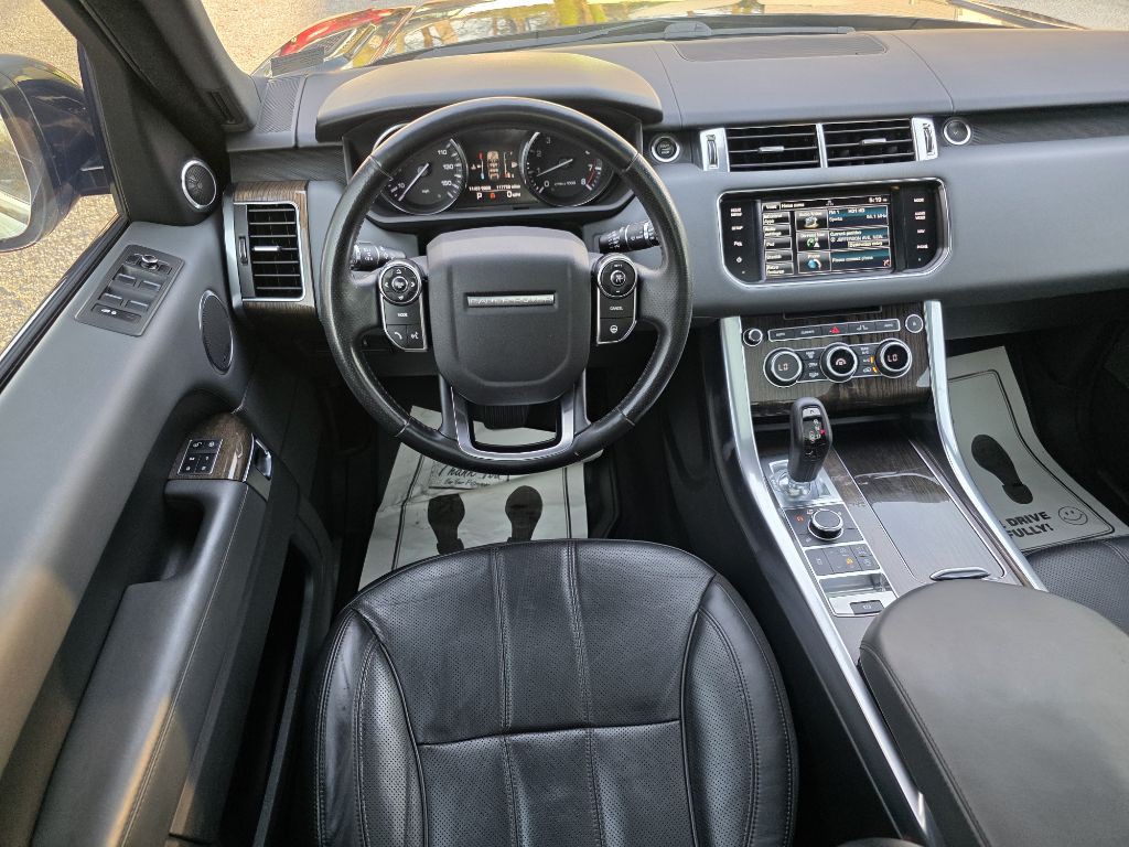 2015 Land Rover Range Rover Sport Image 17