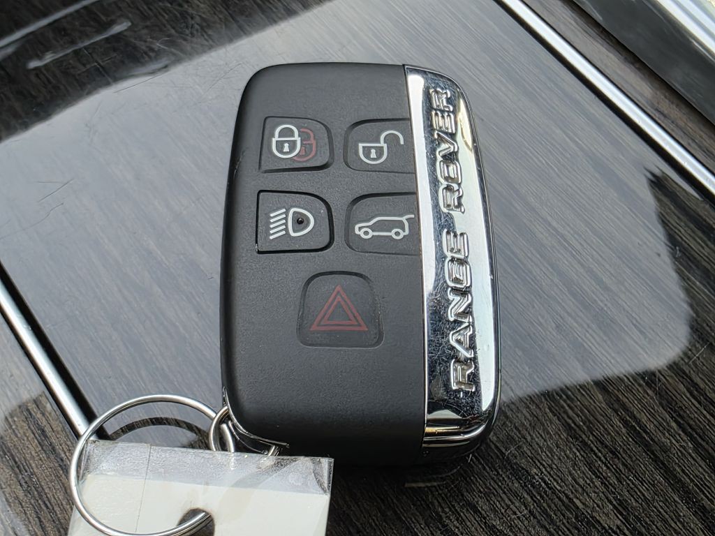 2015 Land Rover Range Rover Sport Image 29