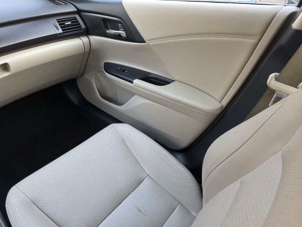 2014 Honda Accord Image 15