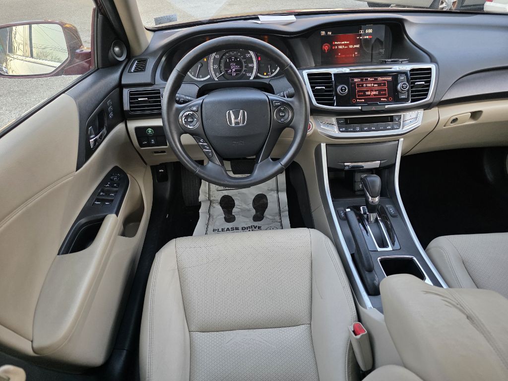 2014 Honda Accord Image 16