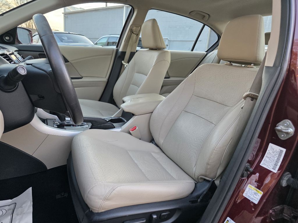 2014 Honda Accord Image 17