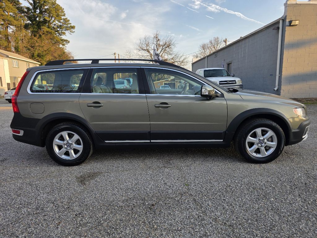 2010 Volvo XC70 Image 4