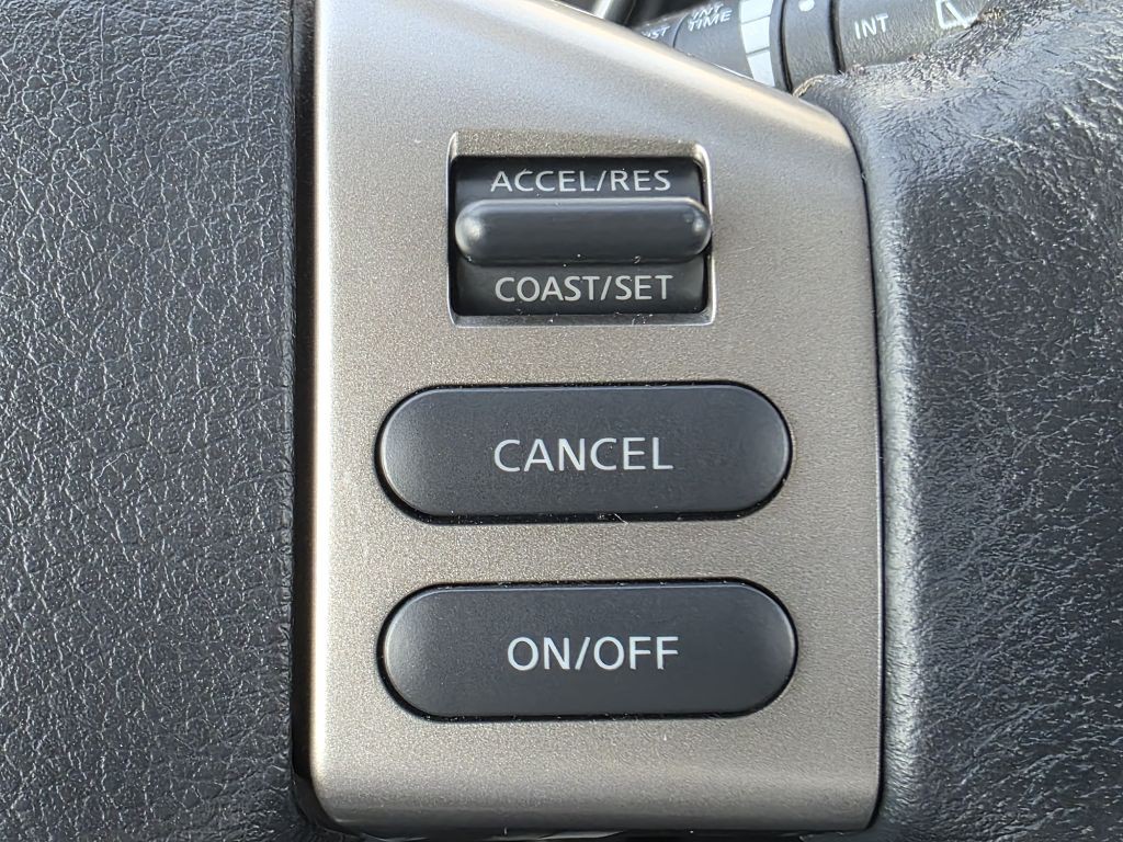 2012 Nissan Versa Image 20